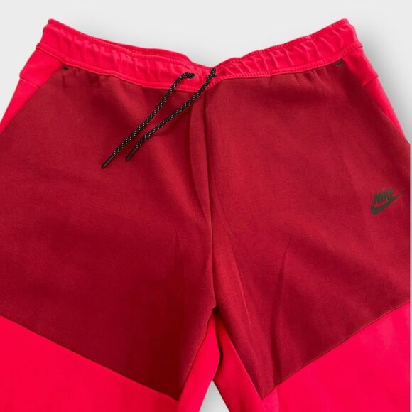 Nike Sportswear Tech Fleece Joggers Very Berry Red Mens Size XXL CU4495-643 New - Picture 3 of 11